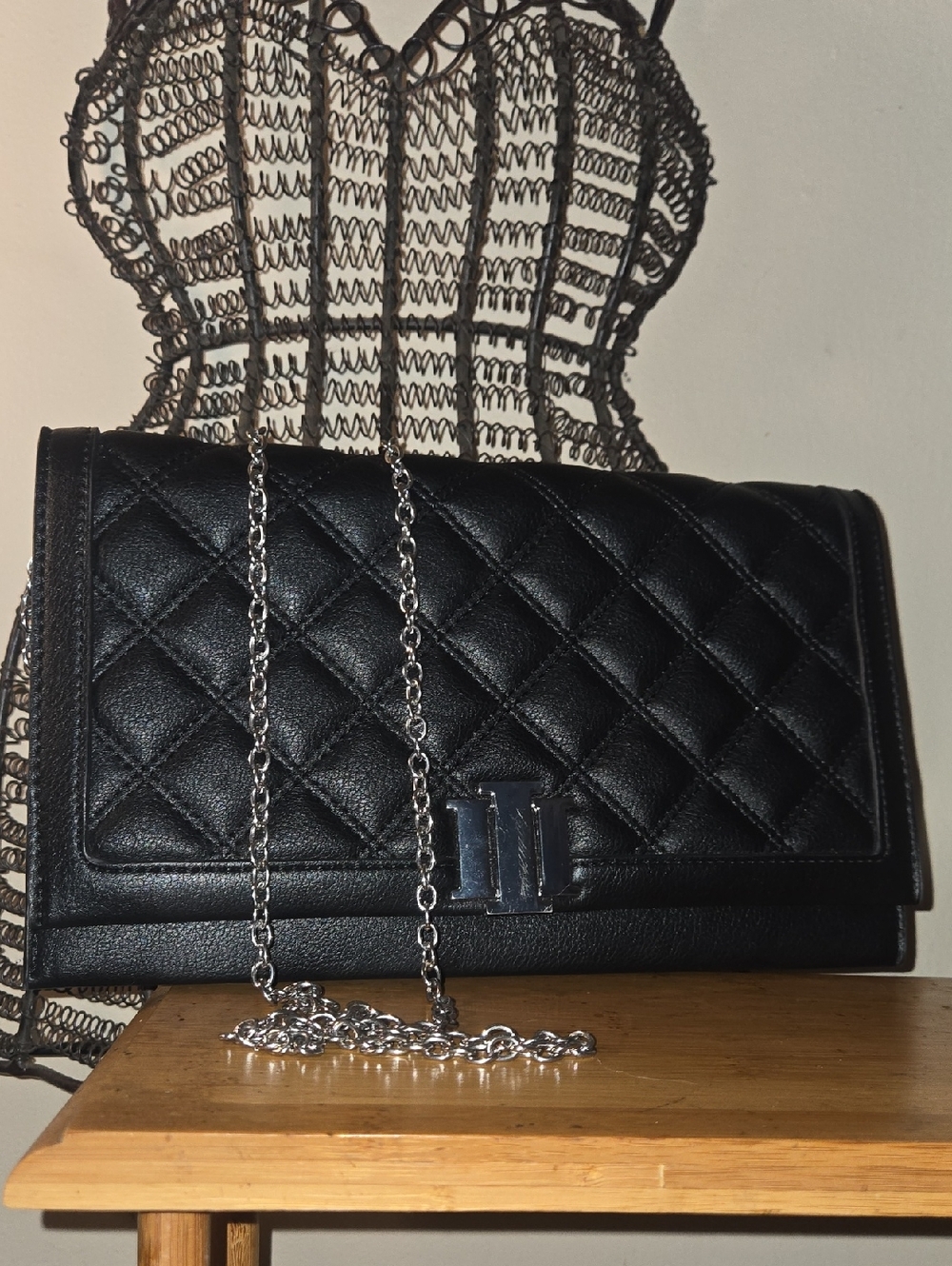 Quilted Black Chain Shoulder Bag - Classic Women's Crossbody